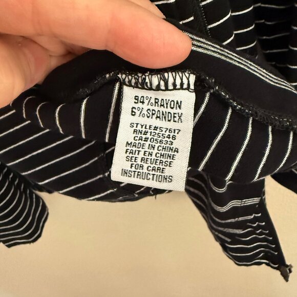 Habitat Black & White Stripe Knit Jacket – Size XL - Picture 9 of 13